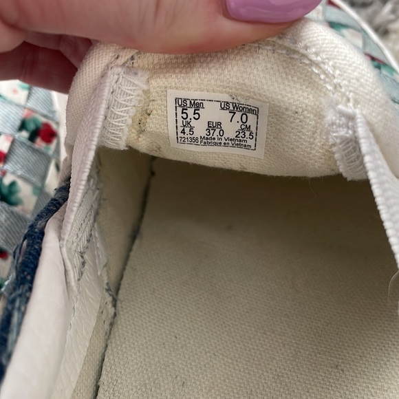 Vans Slip on Platforms - Picture 4 of 7